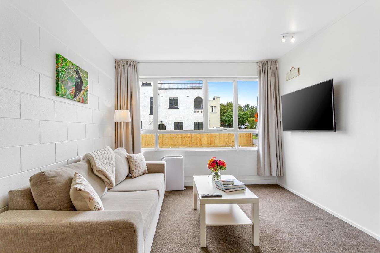 One Bedroom Apartment, Heart Of Newmarket Окленд Екстер'єр фото